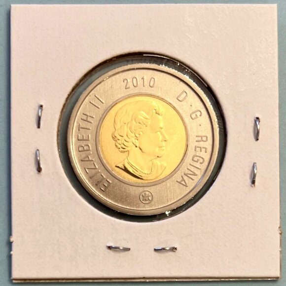 Canada 2010 Exceptionally Unique Set of 3 x $2 Toonies! - Picture 12 of 16